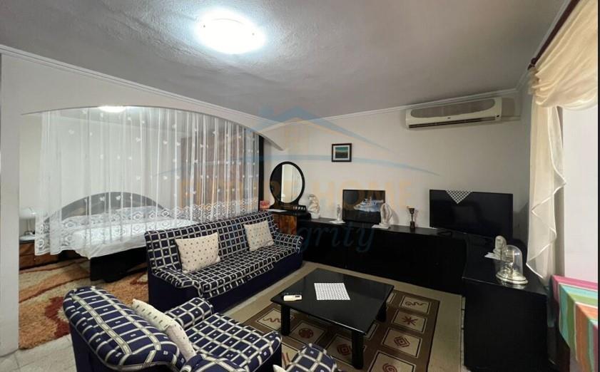 Qera,Garsoniere, Rruga e Elbasanit,prane Drejtorise Higjene