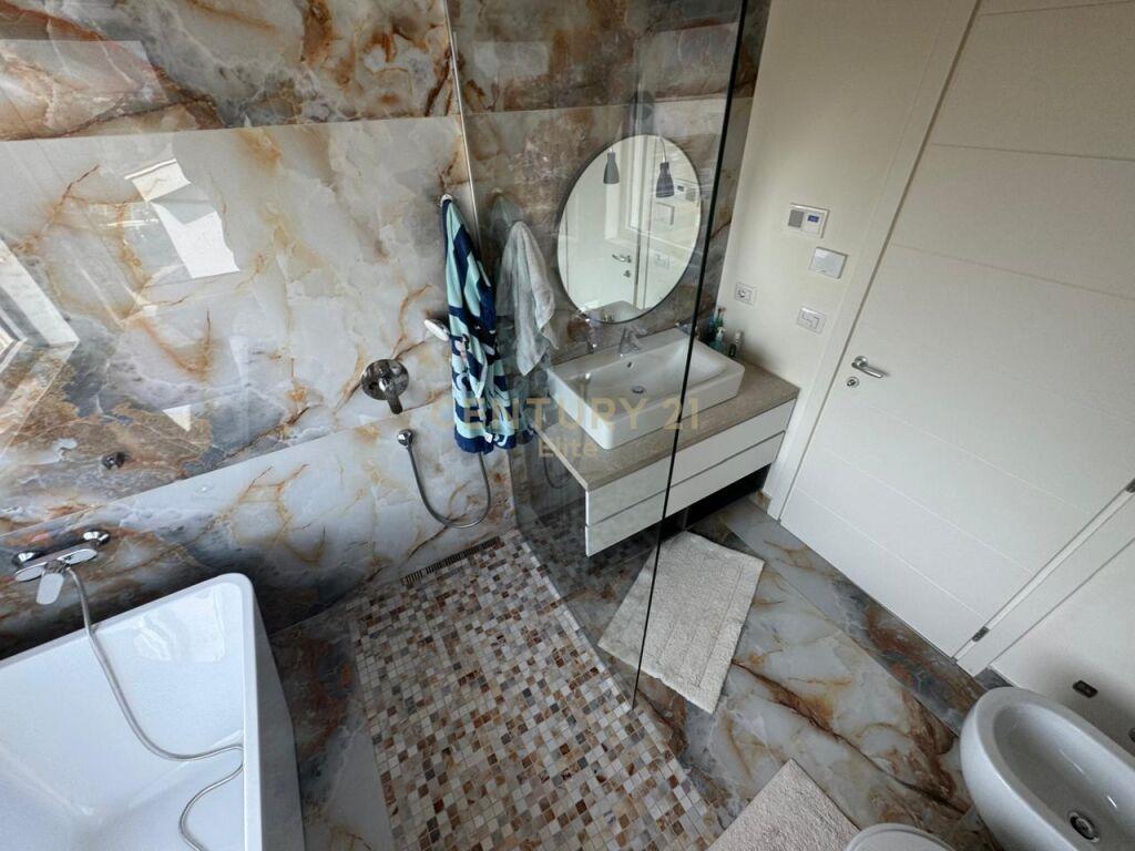 Qira Vile Rolling Hills TEG 3500€