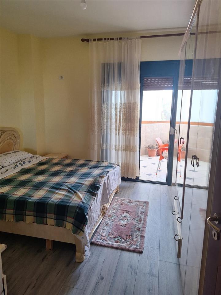 Apartamente me qira ditote lungo mare vlore