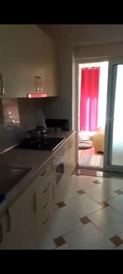 Apartamente me qira ditote lungo mare vlore