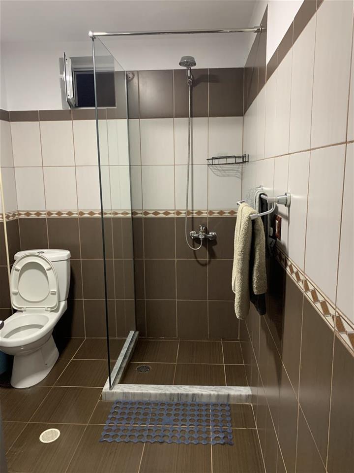 Apartament me qera ditore