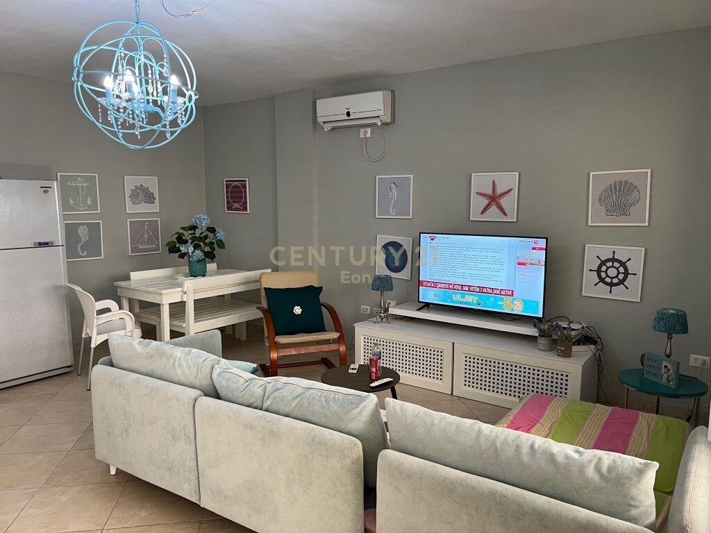 SHITET APARTAMENT 2+1 ME OBORR NE REZIDENCE NE QERRET ! Dur