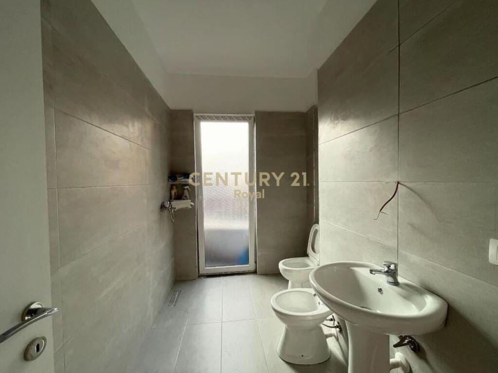 Qira Apartament 1+1 Astir 450 €