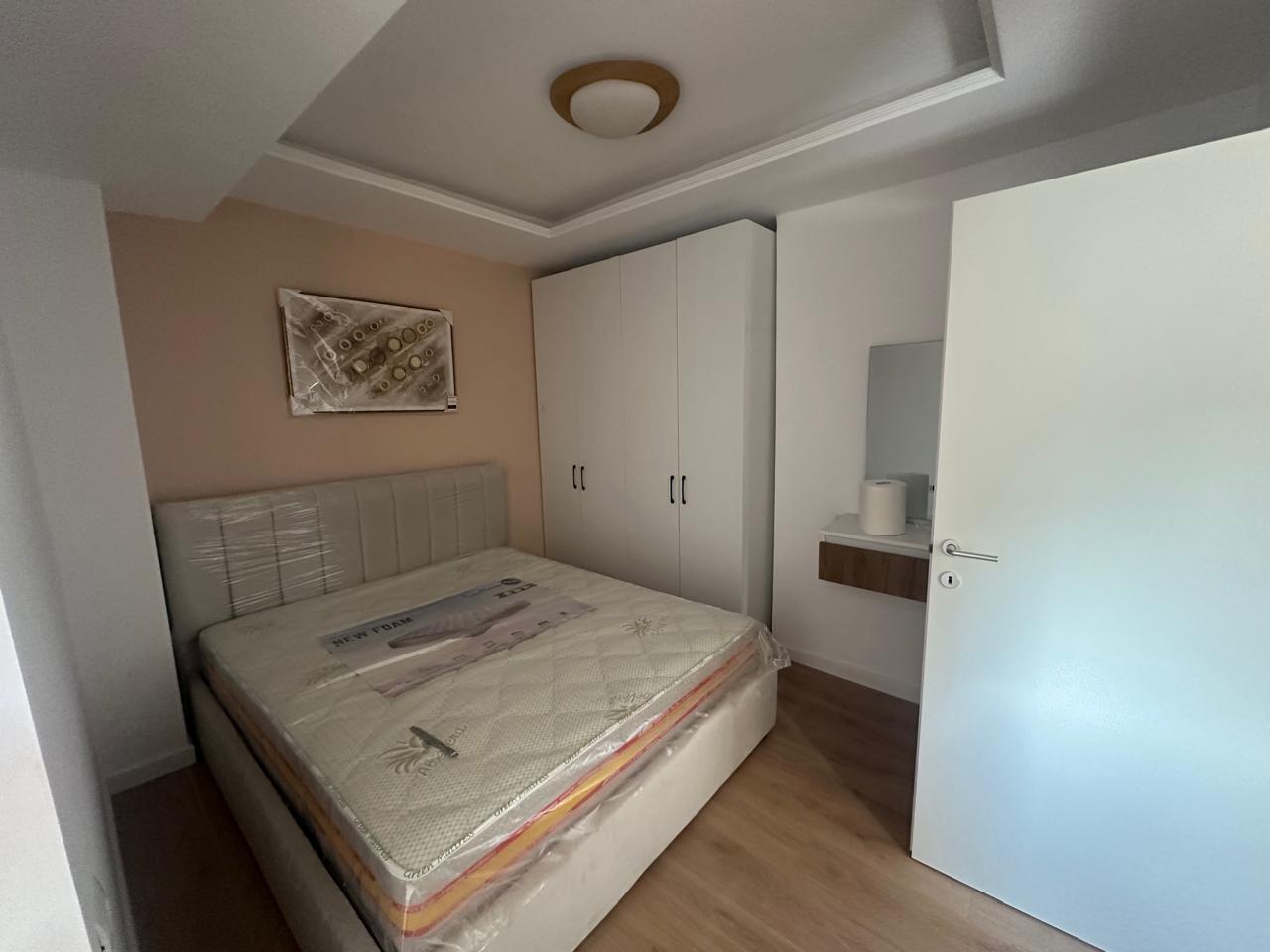 Shitet, Apartament 1+1, Bulevardi Zogu I, Tiranë