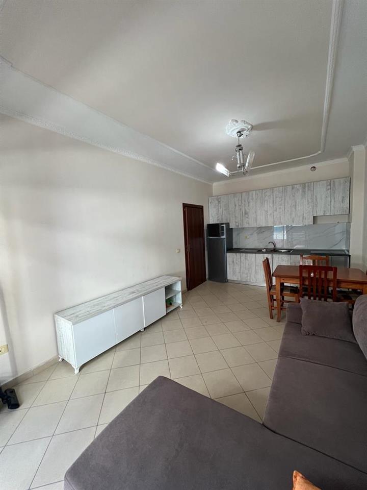 SHITET APARTAMENT 1+1 NE GOLEM !