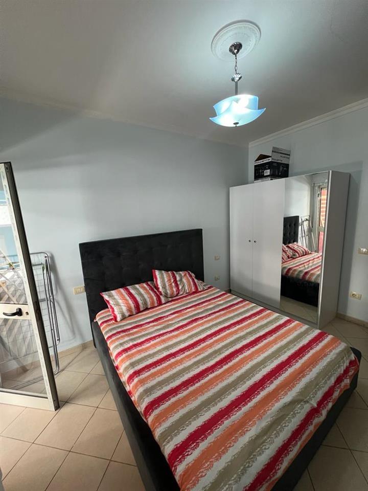 SHITET APARTAMENT 1+1 NE GOLEM !