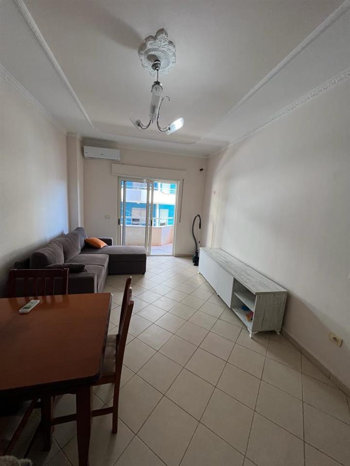 SHITET APARTAMENT 1+1 NE GOLEM !