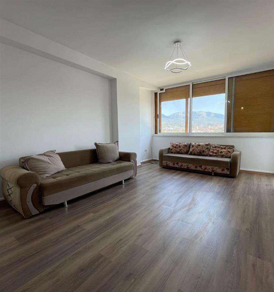 Shitet Apartament 1+1, Porcelan