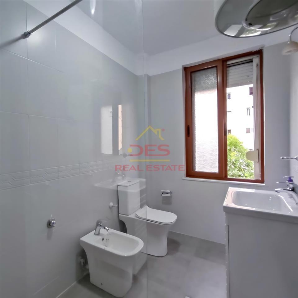 JEPET ME QIRA APARTAMENT 2+1 , PRANE GJIMNAZIT “PETRO NINI”