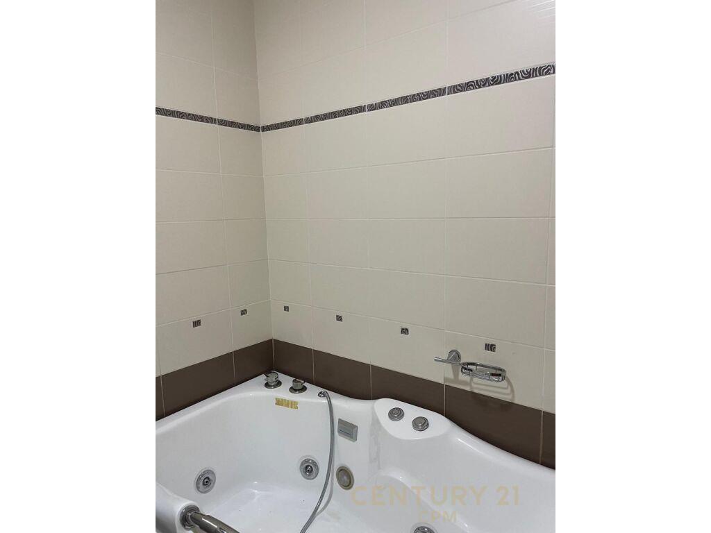 Qira Apartament 2+1+2 Komuna e Parisit 700 €