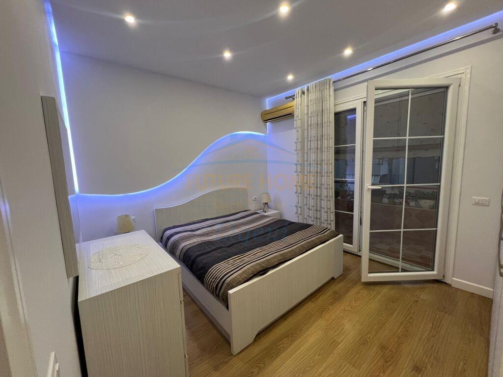 Shitet, Apartament 2+1, Liqeni i Thate, Tirane.