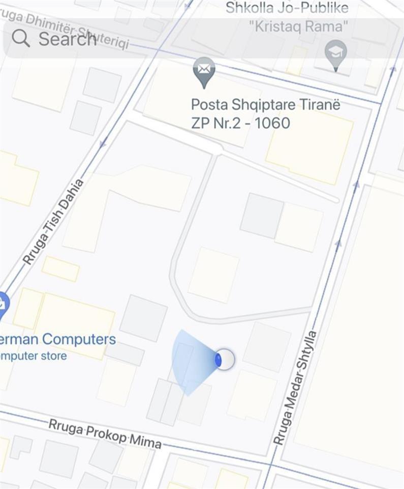 Apartament per shitje , Komuna e Parisit