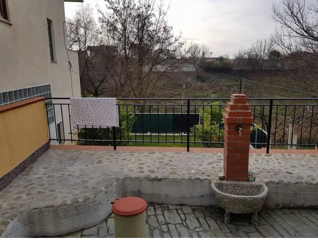 Vile 2 kateshe ne shitje