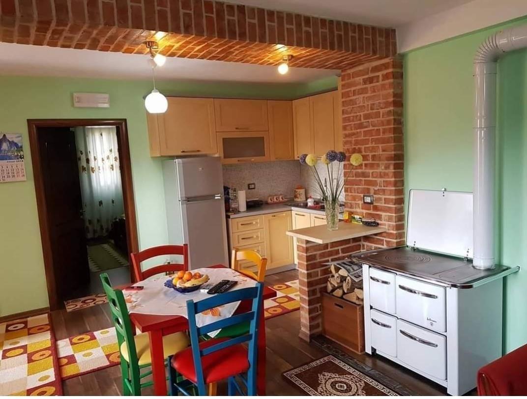 Vile 2 kateshe ne shitje