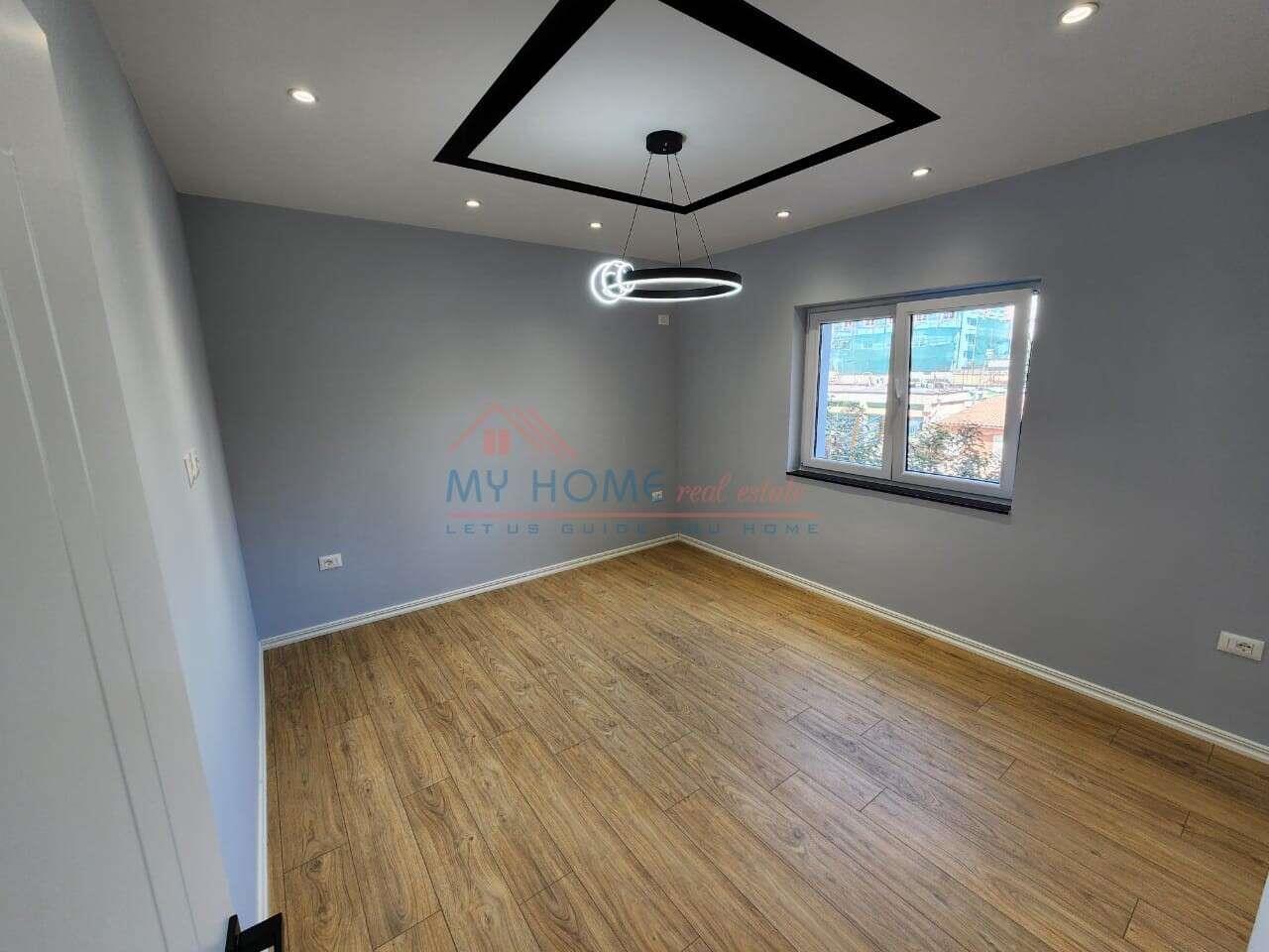 Apartament 2+1 Ne Shitje Te Stacioni i Trenit Tirane