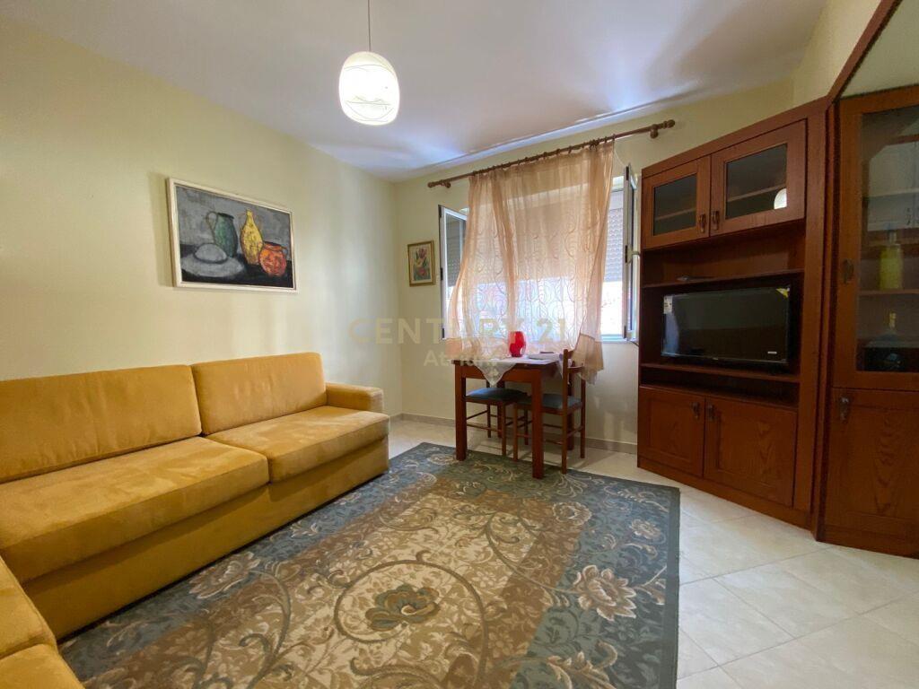 Qira Apartament 1+1 Brryli 450 €