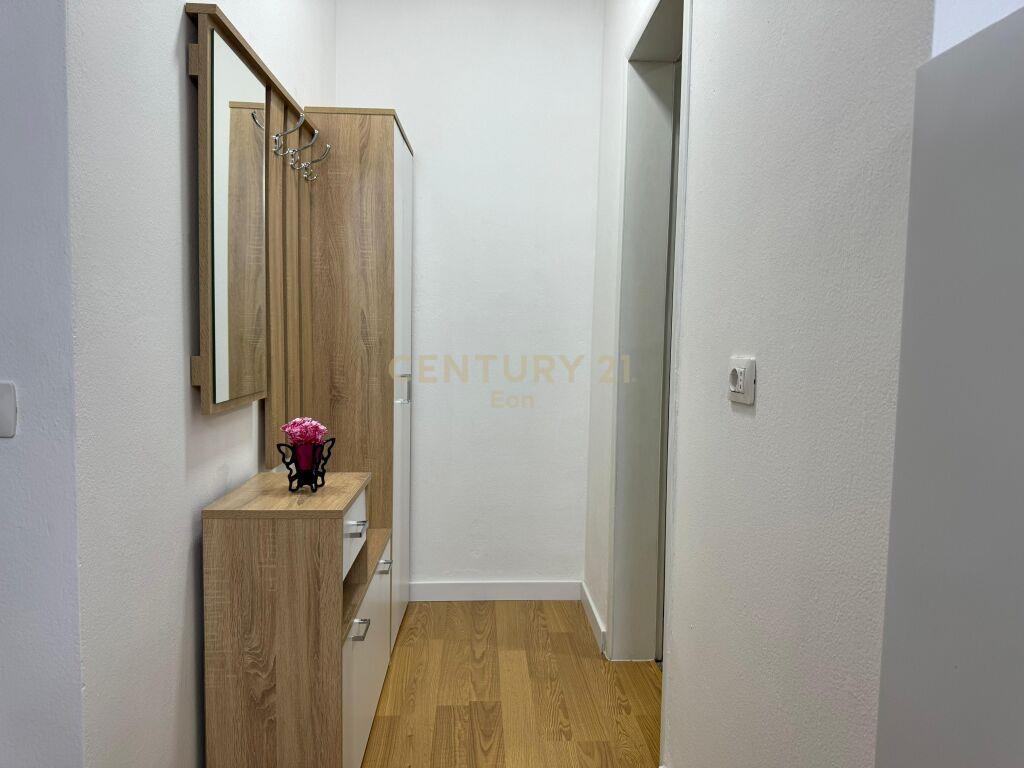 Shitet Studio Shkembi i Kavajes 57 000 €