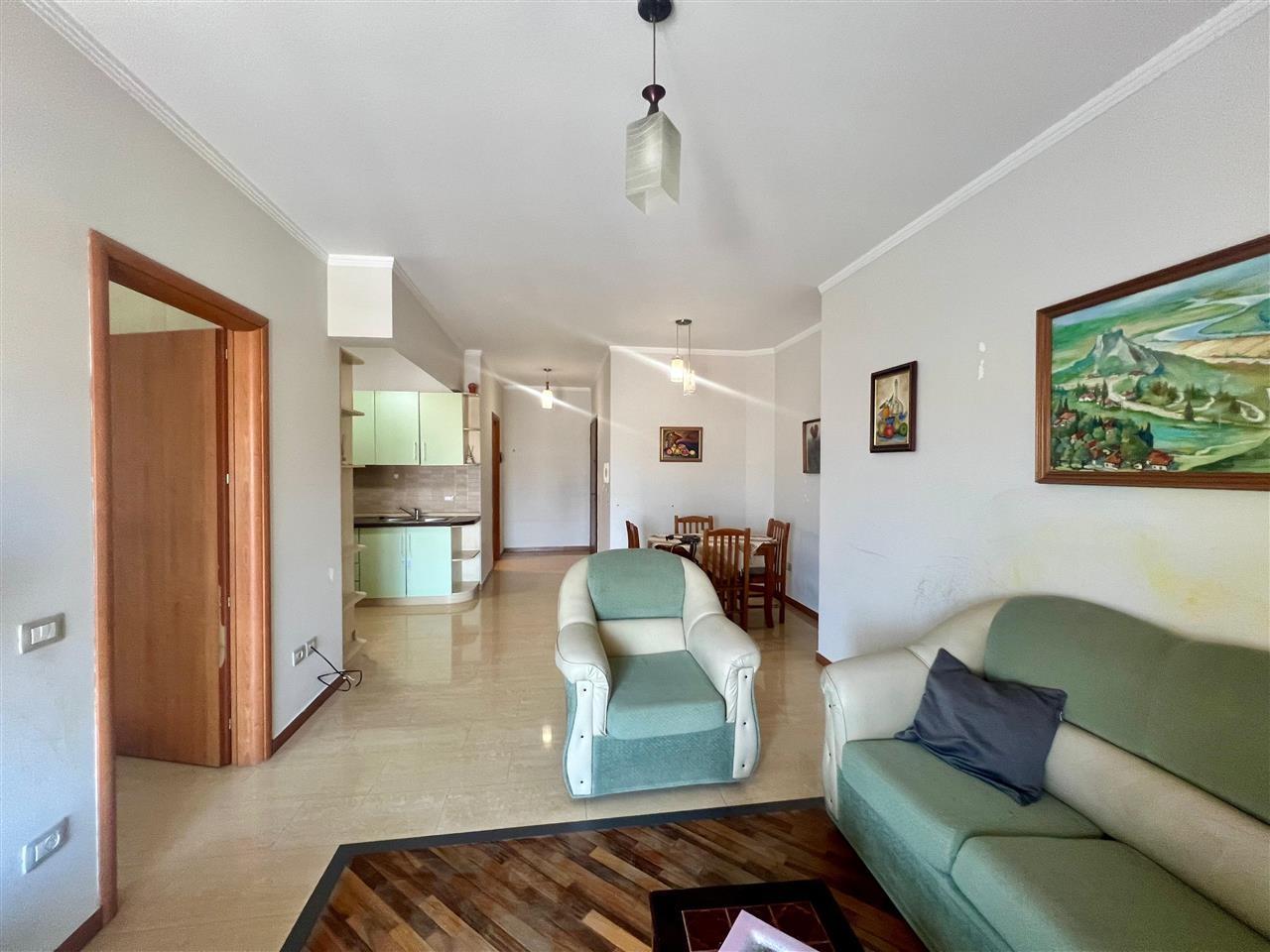 JAPIM ME QIRA APARTAMENT 1+1 TEK RRUGA E ELBASANIT!!