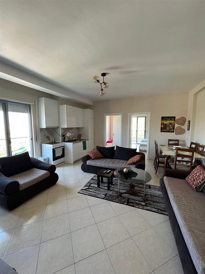 Japim me qera APARTAMENT 3+1
