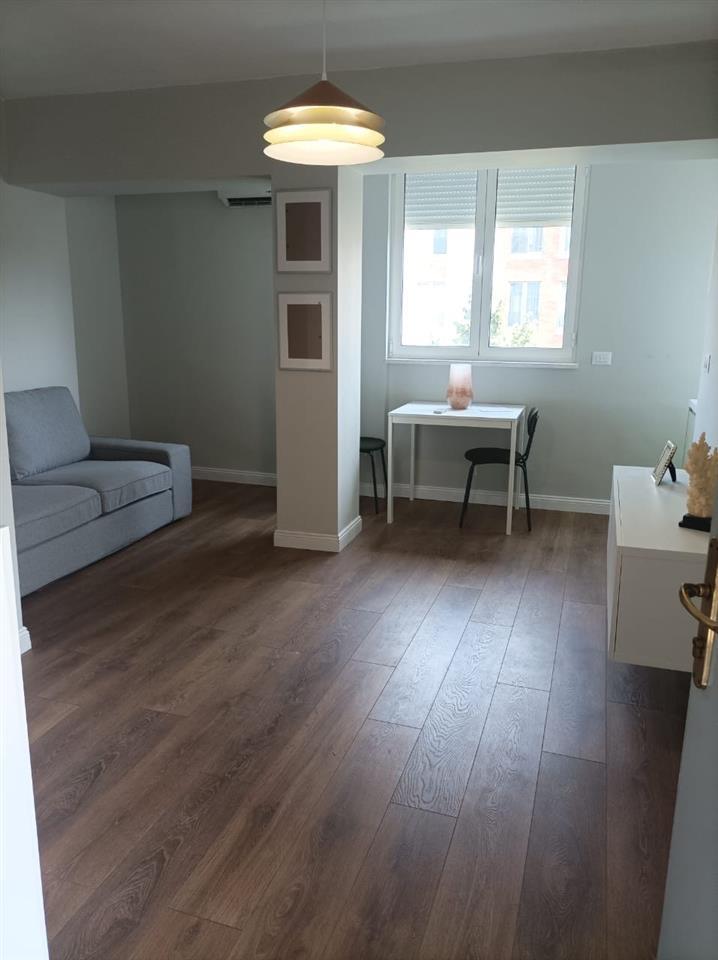 APARTAMENT ME QERA RRUGA BARDHYL 450€