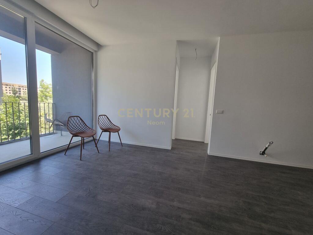 Jepet me Qira , APARTAMENT 2+1 me 2 POSTE PARKIMI!Neom97774