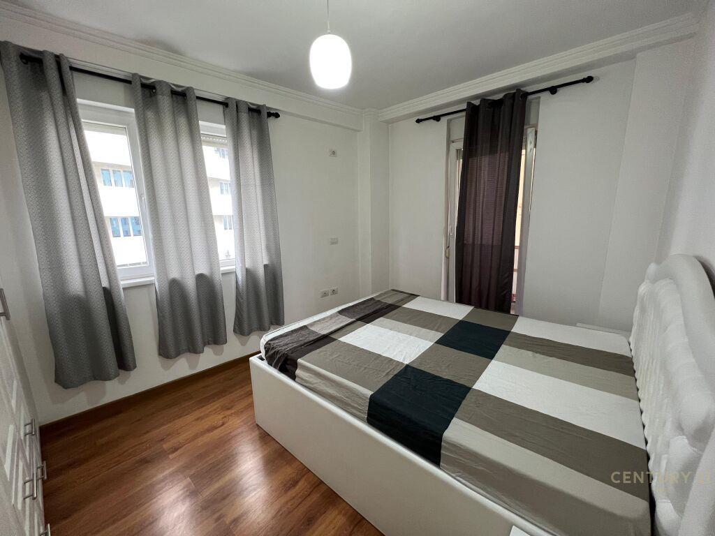 Qira Apartament 2+1+2 21 Dhjetori 650 €