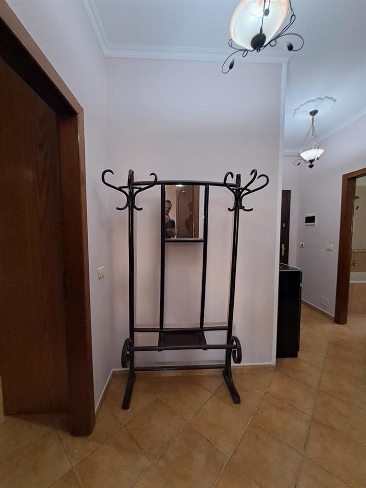 Jepet me qira, Apartament 2+1