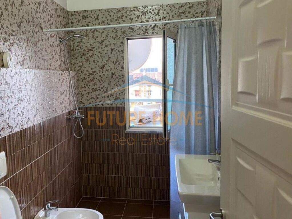 Jepet me qera 1+1 Shallvaret,Tirane