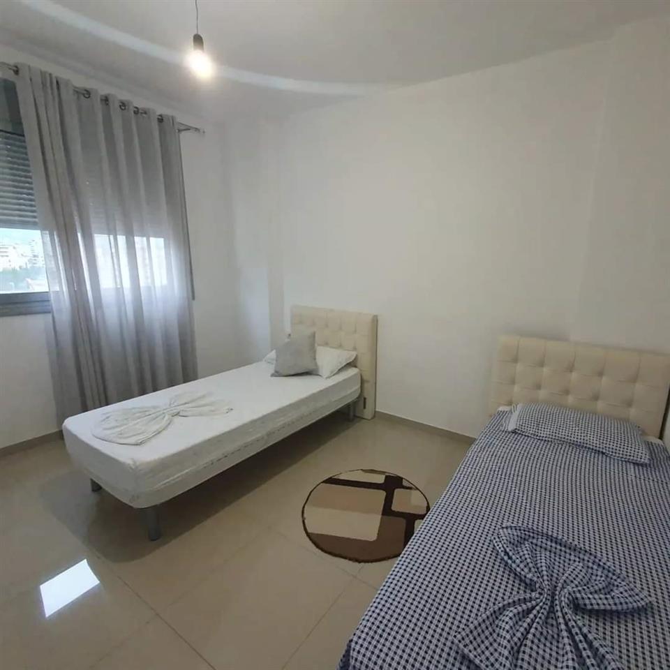 SHITET APARTAMENT 2+1 PRANE AMBULANCES,VLORE!