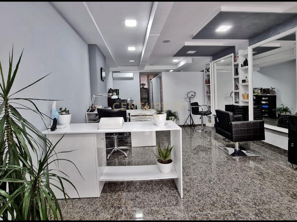 Qira Dyqan 50m2 Komuna e Parisit 550 €