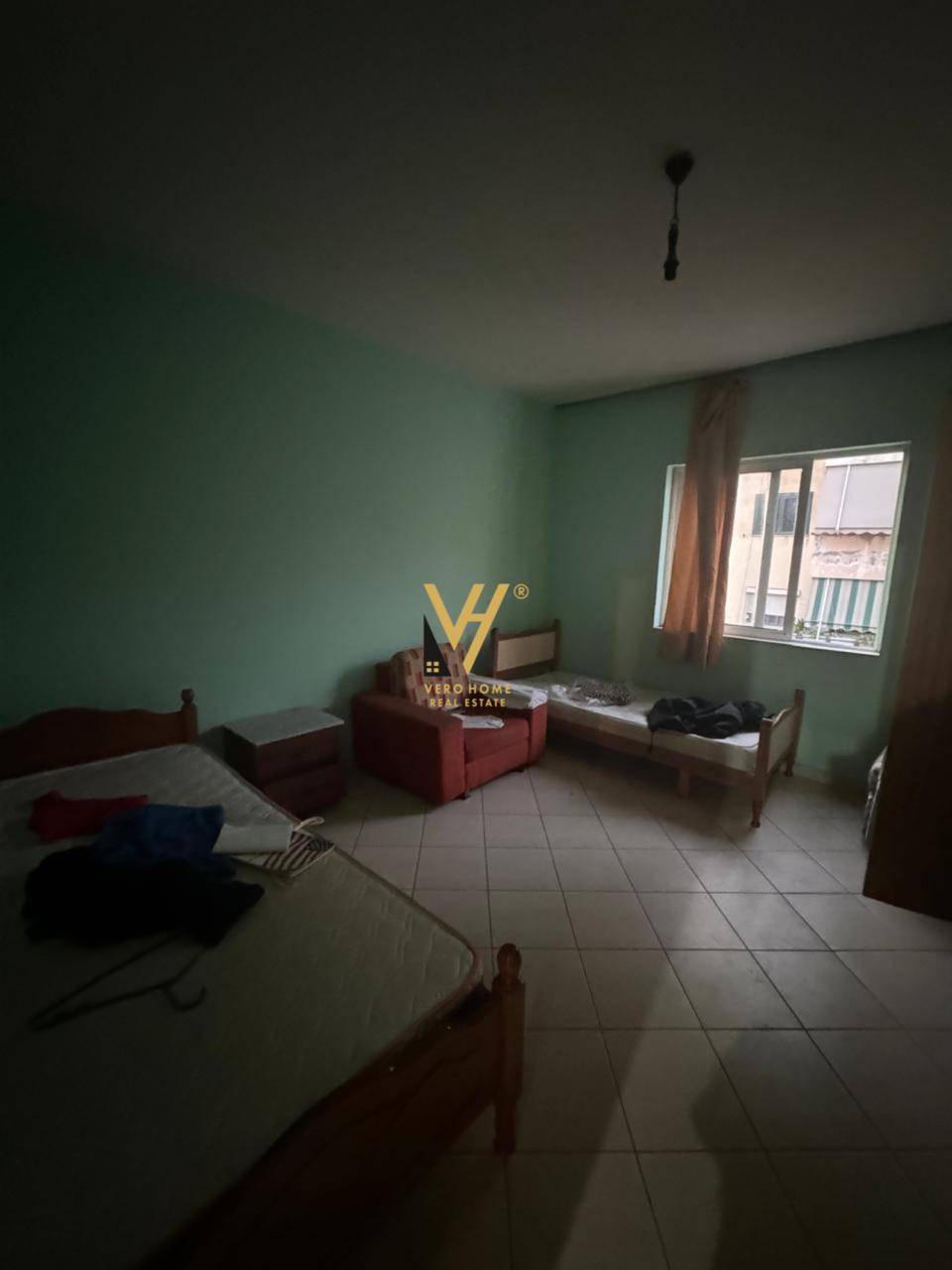 SHITET 2+1+BLK TE RR. MINE PEZA 174.000 EURO