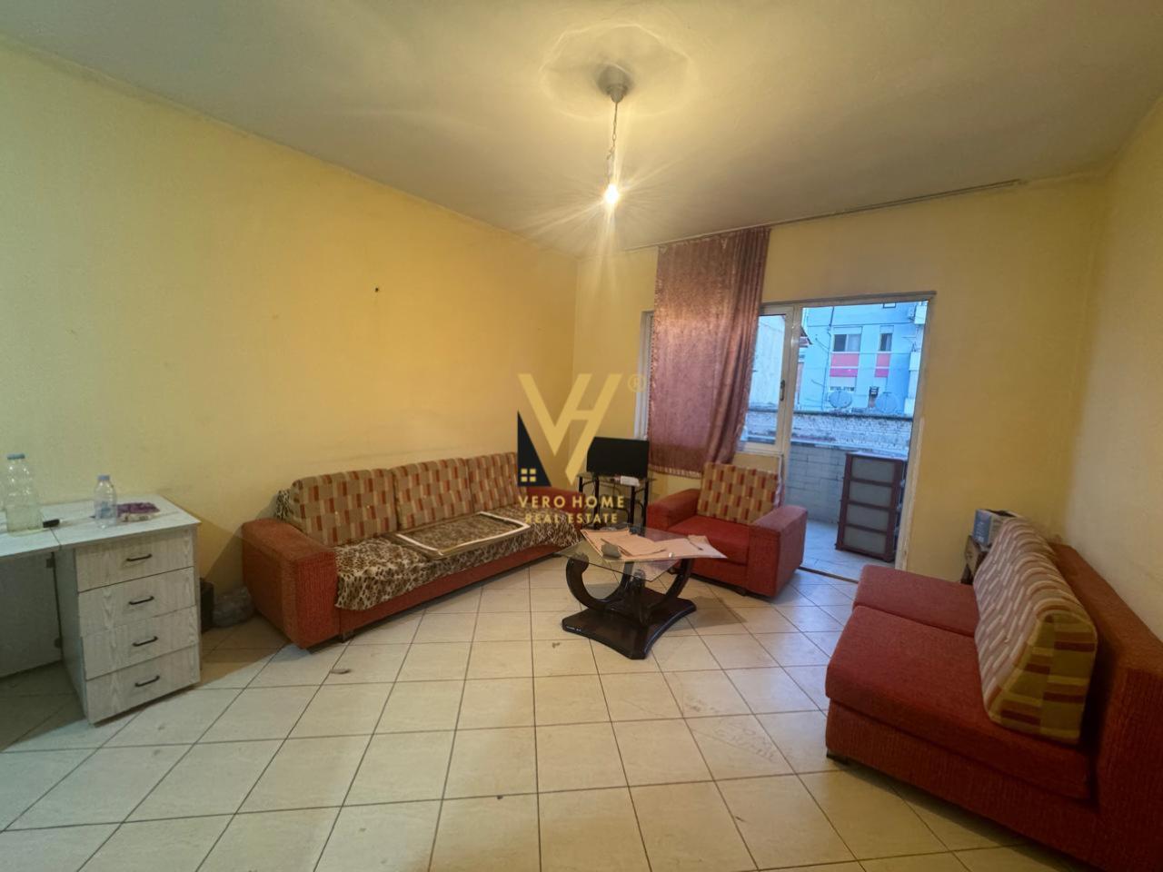 SHITET 2+1+BLK TE RR. MINE PEZA 174.000 EURO