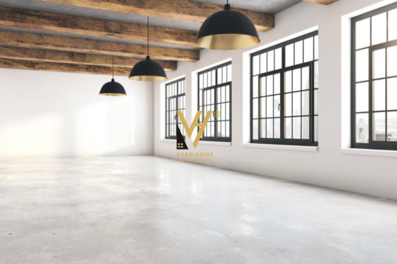 ZYRE 110 M2 ME QERA TE KODRA E DIELLIT 700 EURO