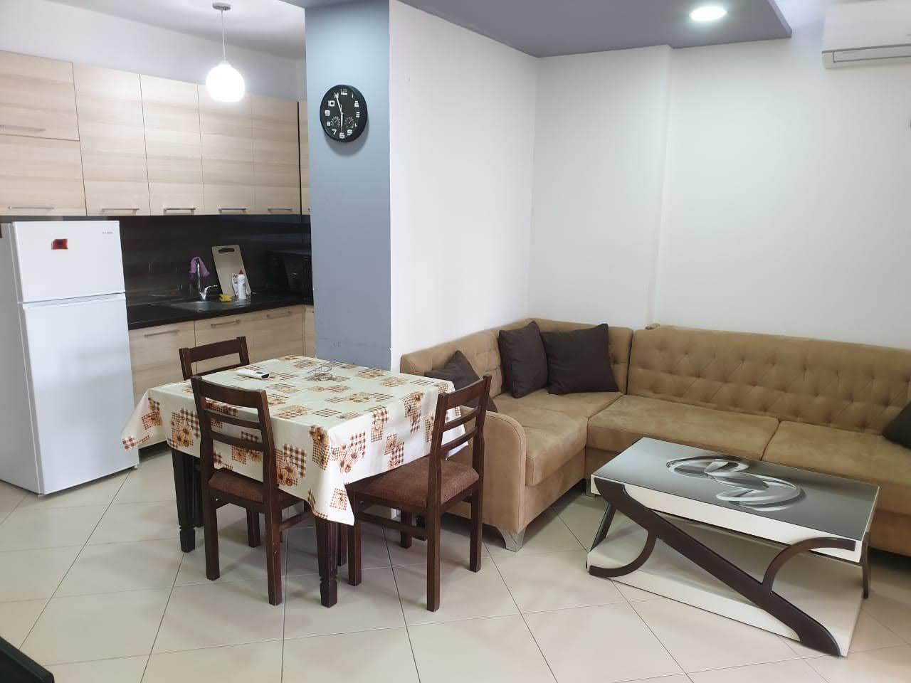 Apartamente me qera ditore ose mujore Shengjin bregdet