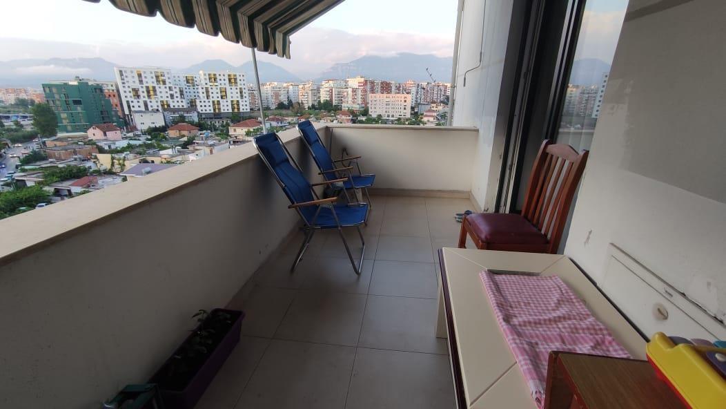 Shitet per arsye emigrimi