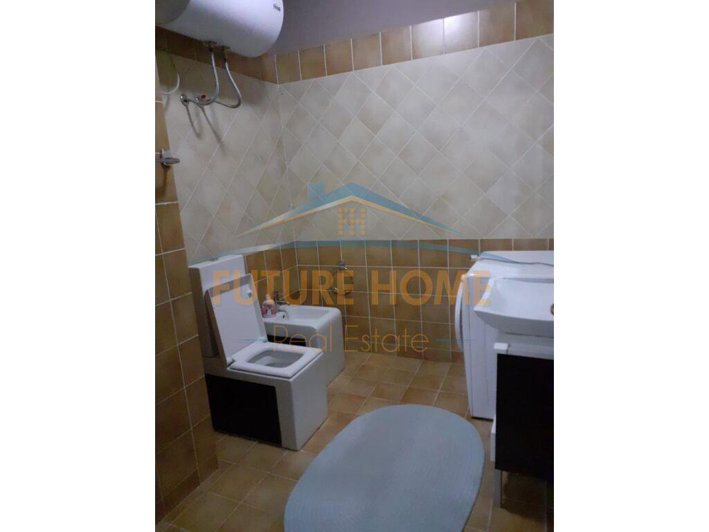 apartament me qera 2+1, Rr Kavajes