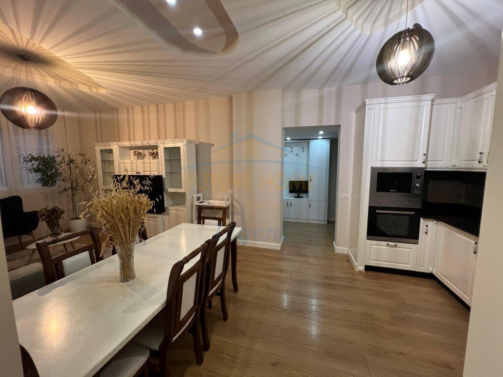 apartament ne shitje