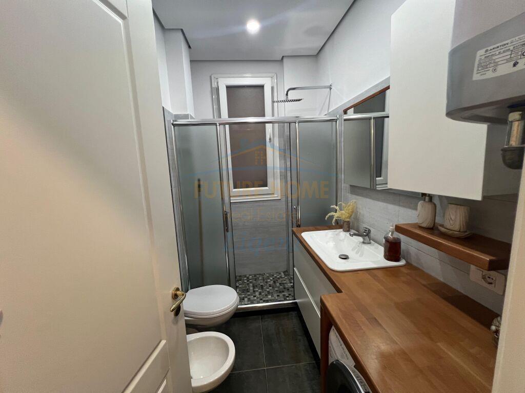 apartament ne shitje