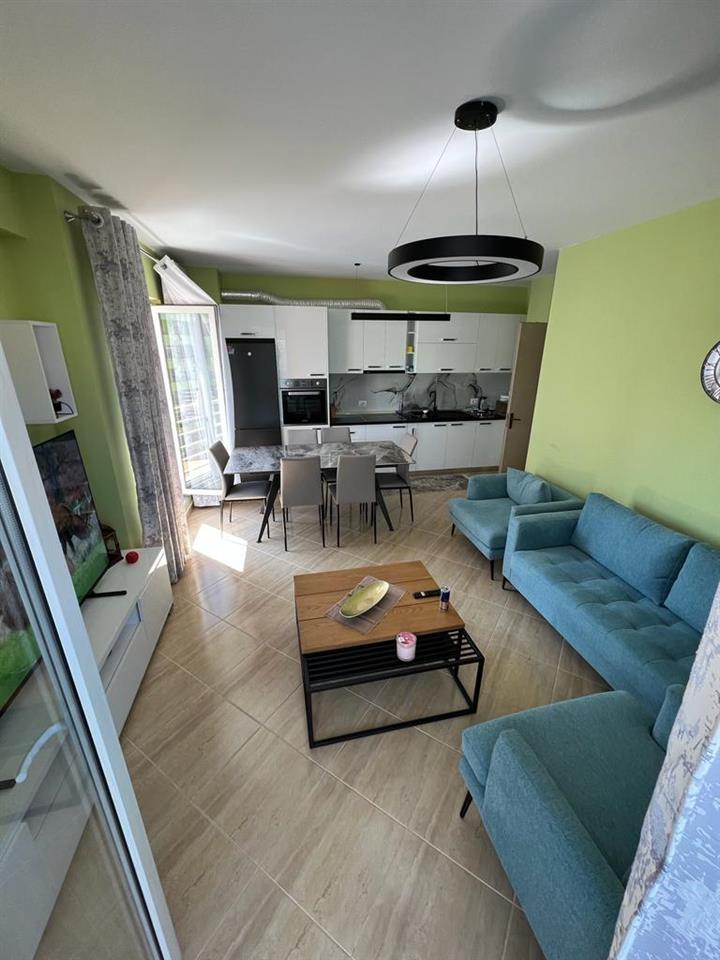 Shitet apartament 2+1 85m2