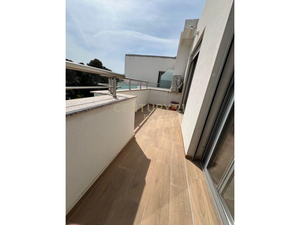 SHITET SUPER APARTAMENT TE PISHAT E BUTA!