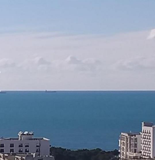 Shkembi kavajes pamje spektakolare nga deti