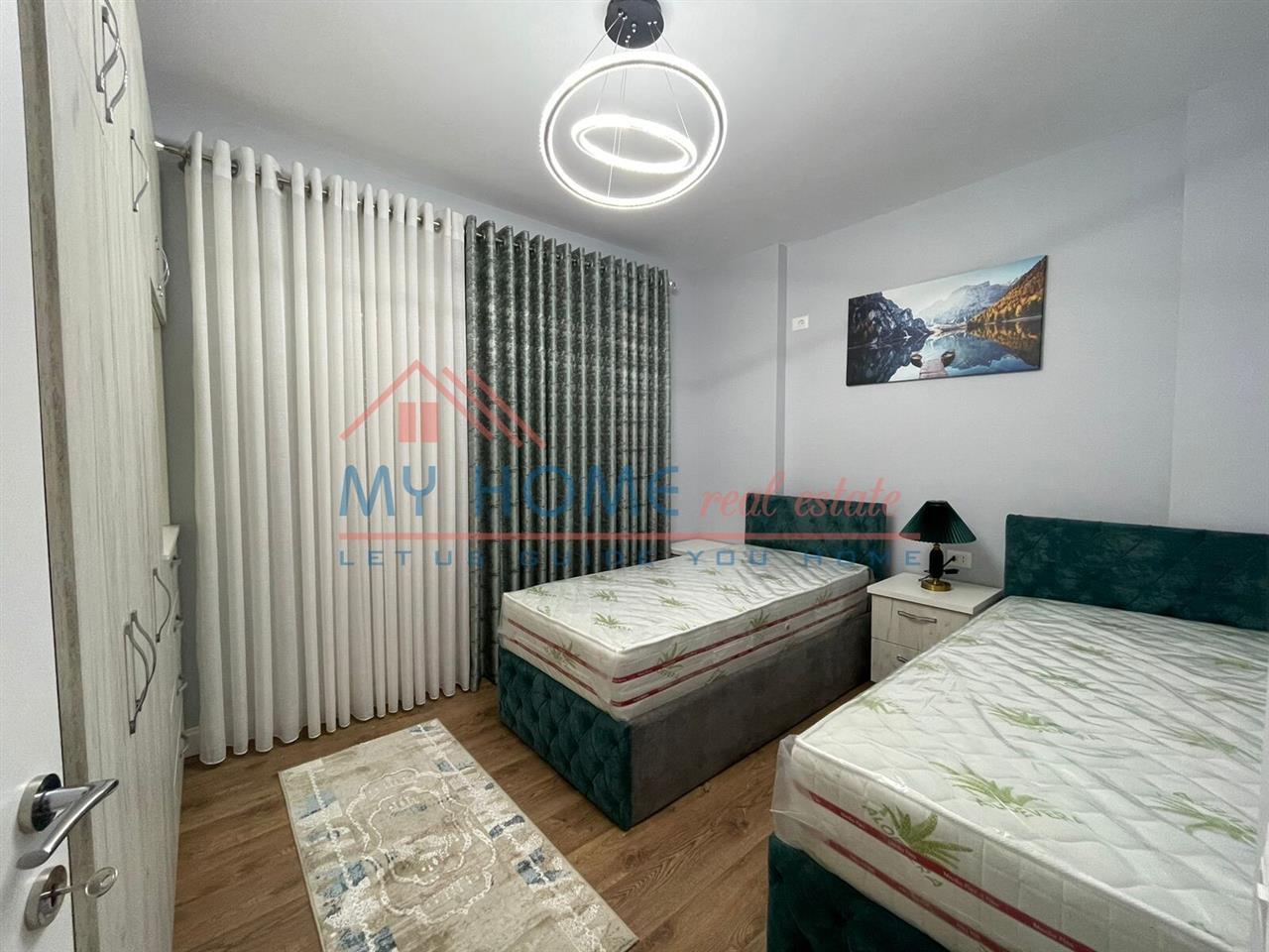Apartament 2+1 per qira ne zonen e 21 Dhjetorit