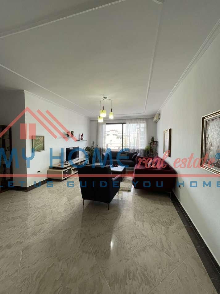 Apartament 2+1 me Qera Bllok Tirane