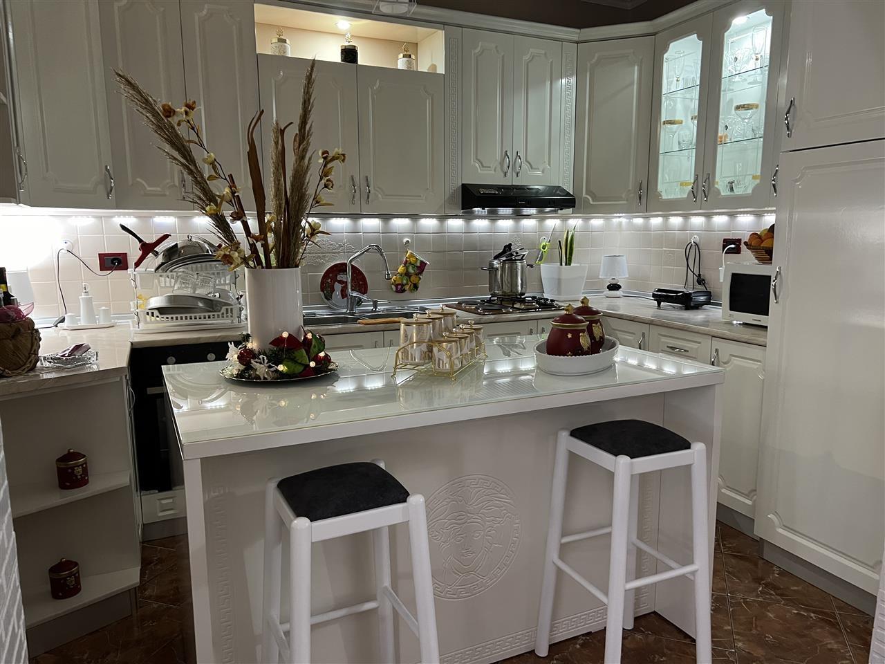 SHITET SHTEPI DYKATESHE