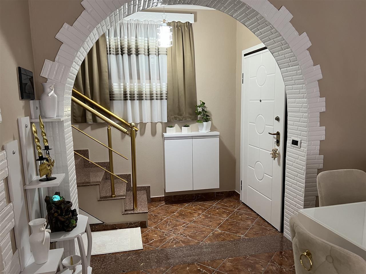 SHITET SHTEPI DYKATESHE