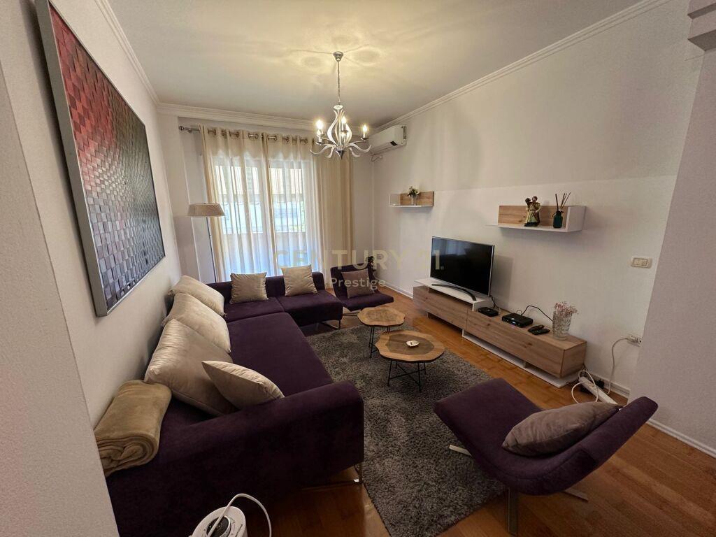 Qira Apartament 1+1 Radio Televizioni Shqiptar 1000 €