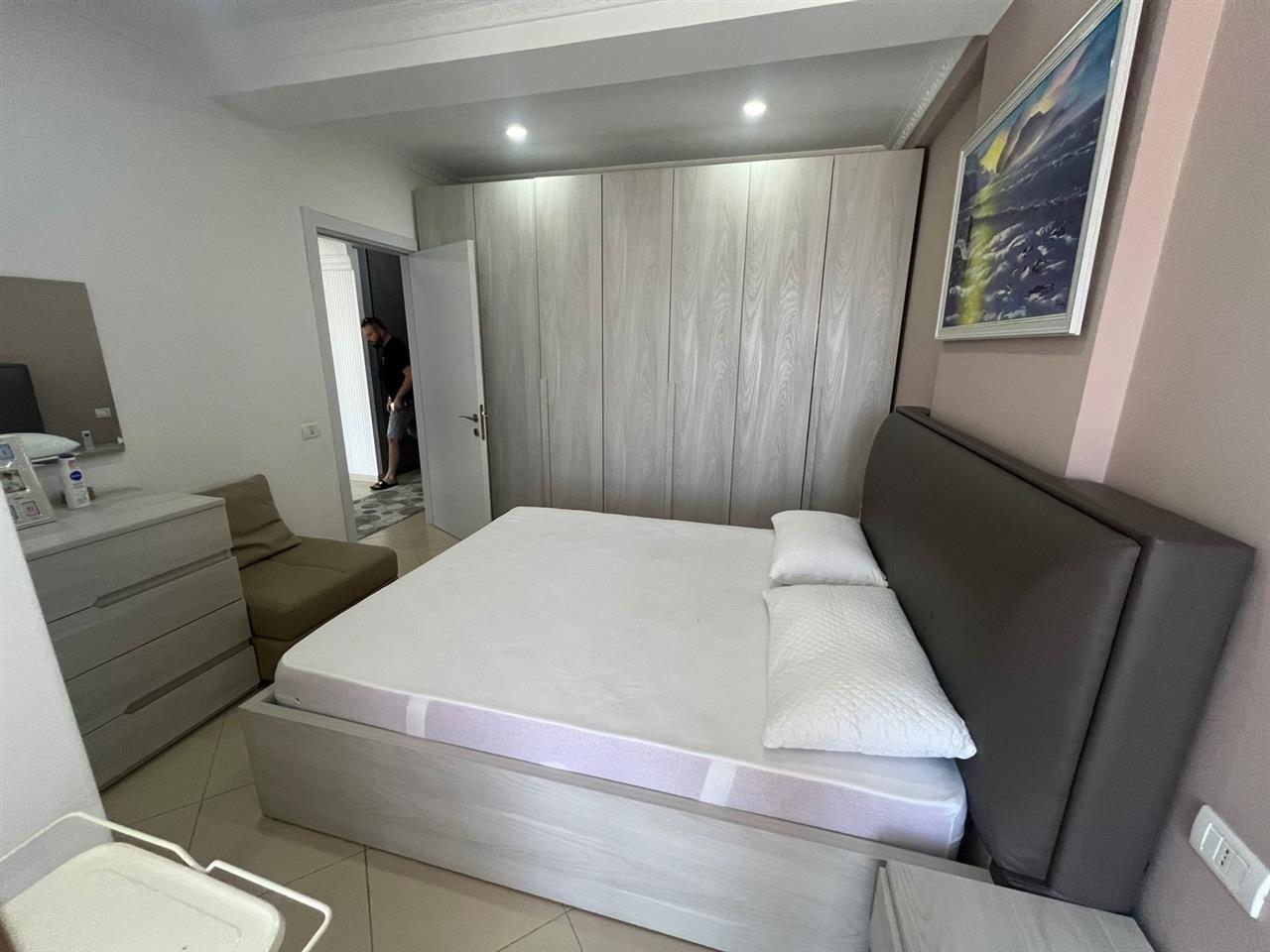 Ap 2+1 me qera ne Kompleksin Tirana Golden Park