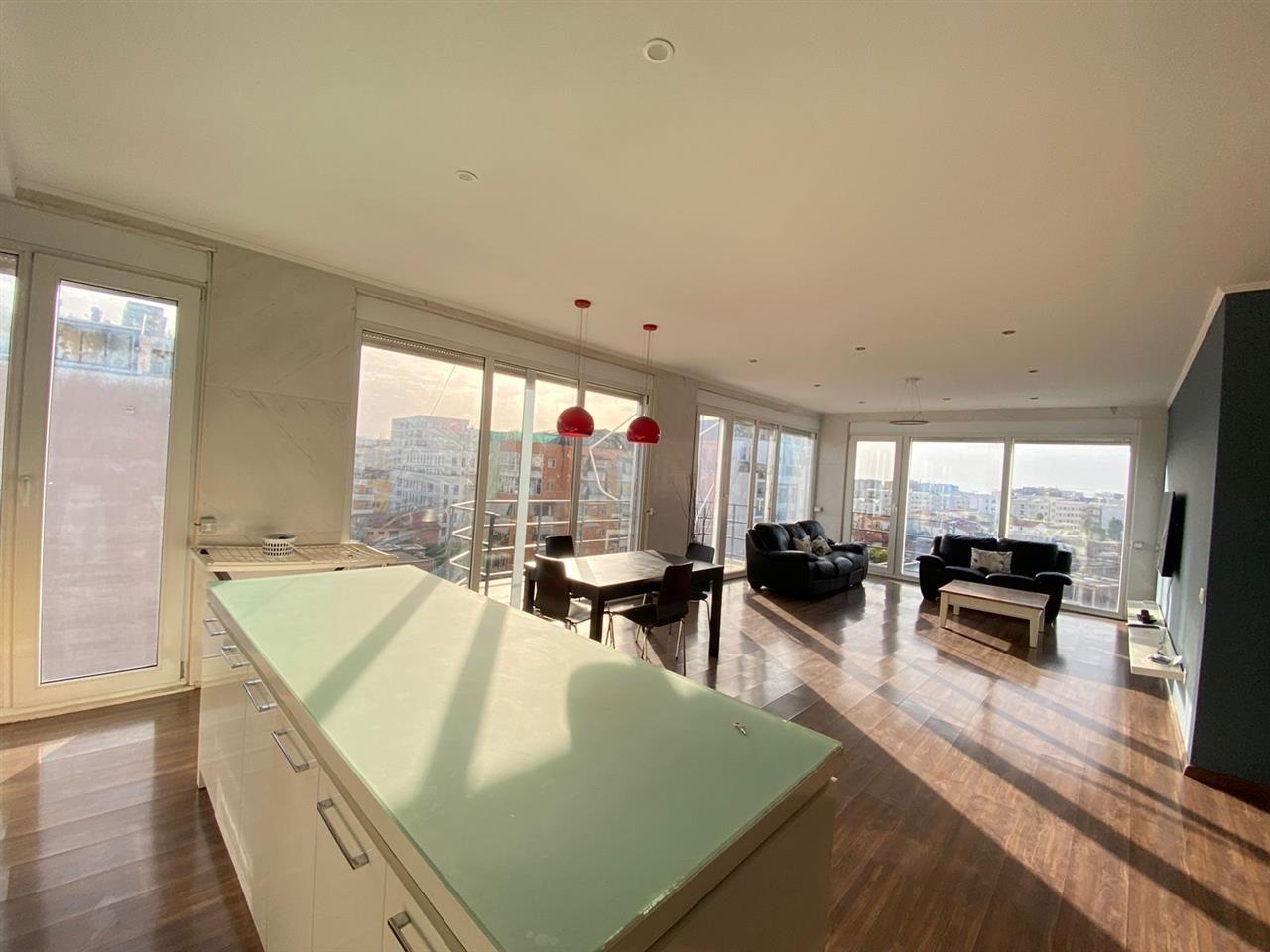 Jepet me qera apartament 2+1+2