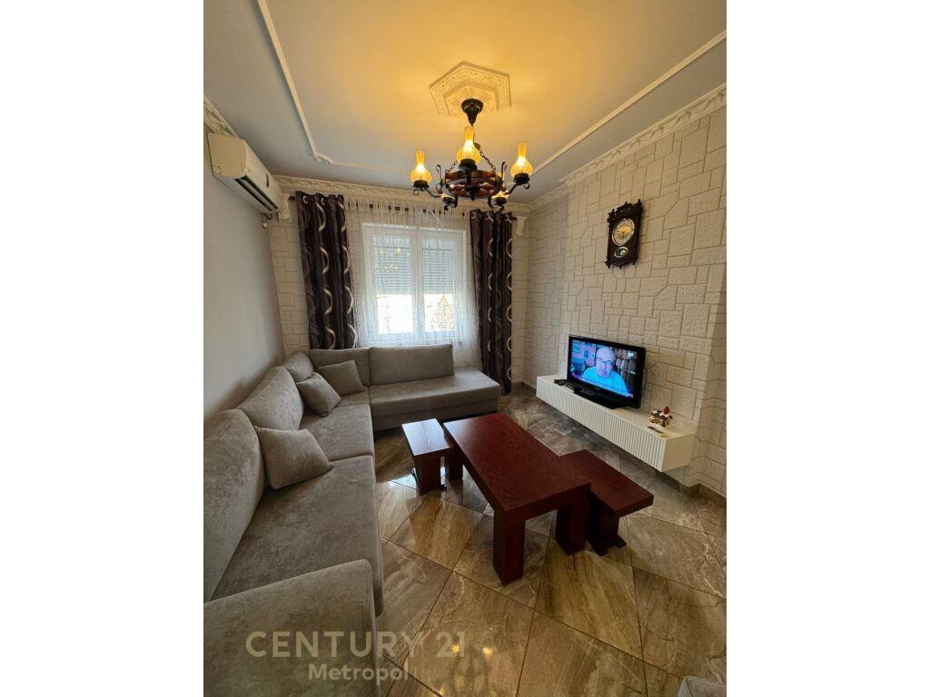 Qira Apartamenti 2+1+2 Libri Universitar 1100 €