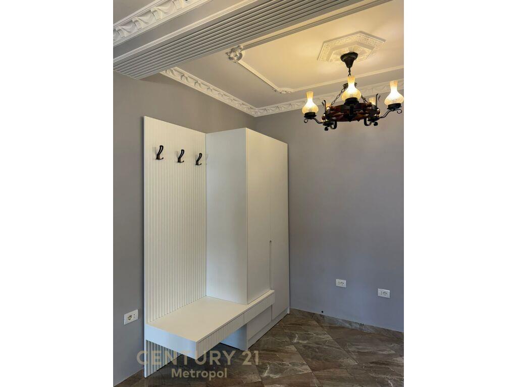 Qira Apartamenti 2+1+2 Libri Universitar 1100 €